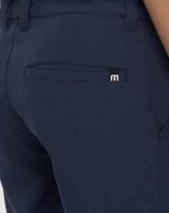 TravisMathew Youth Starnes Shorts -Hot Sale Golf Shop Youth Starnes nvy3 85500.1677787057