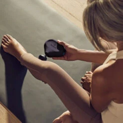 Therabody Theragun Mini - 2nd Generation -Hot Sale Golf Shop mini2 blk5 04523.1669754003